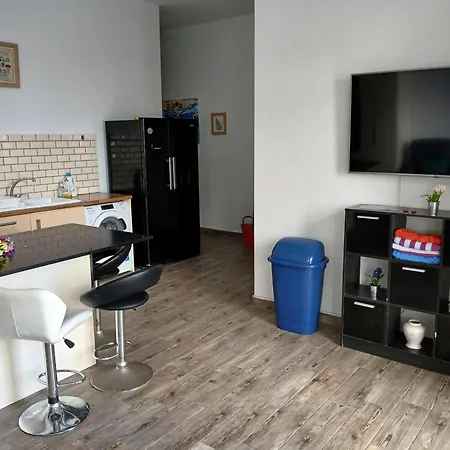 Spacious 3 Bedroom Apt Near The Sea St. Paul's Bay Exterior photo