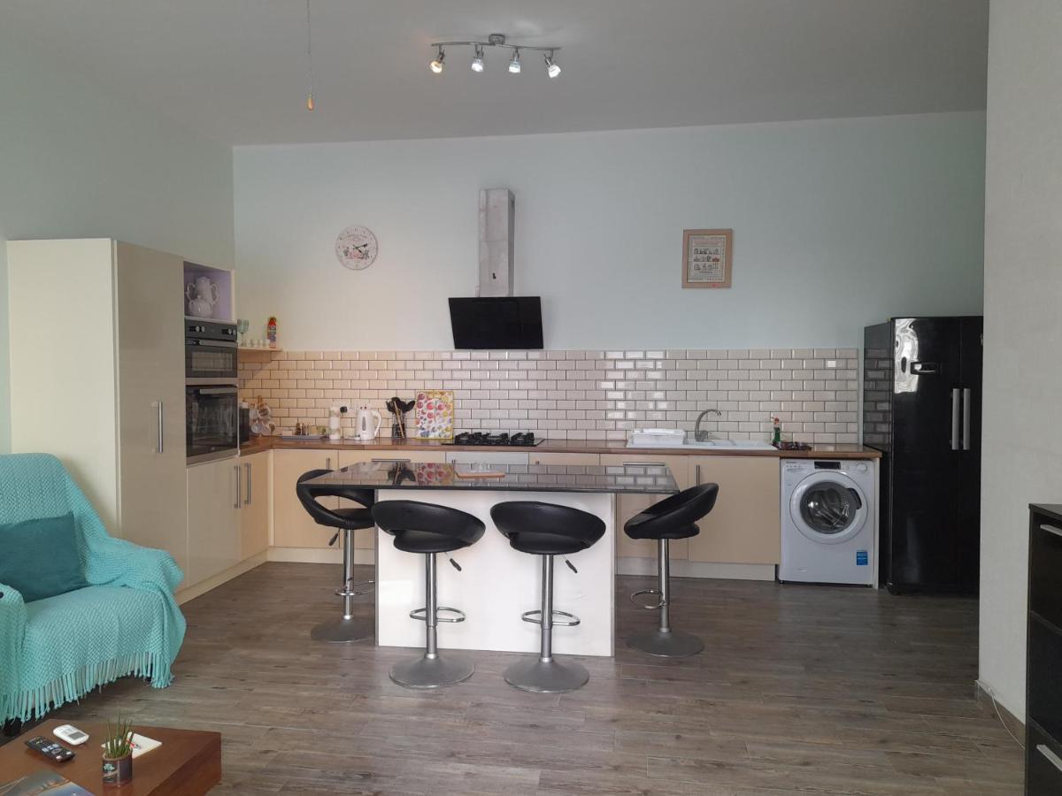 Apartment Spacious 3 Bedroom Near The Sea St. Paul's Bay