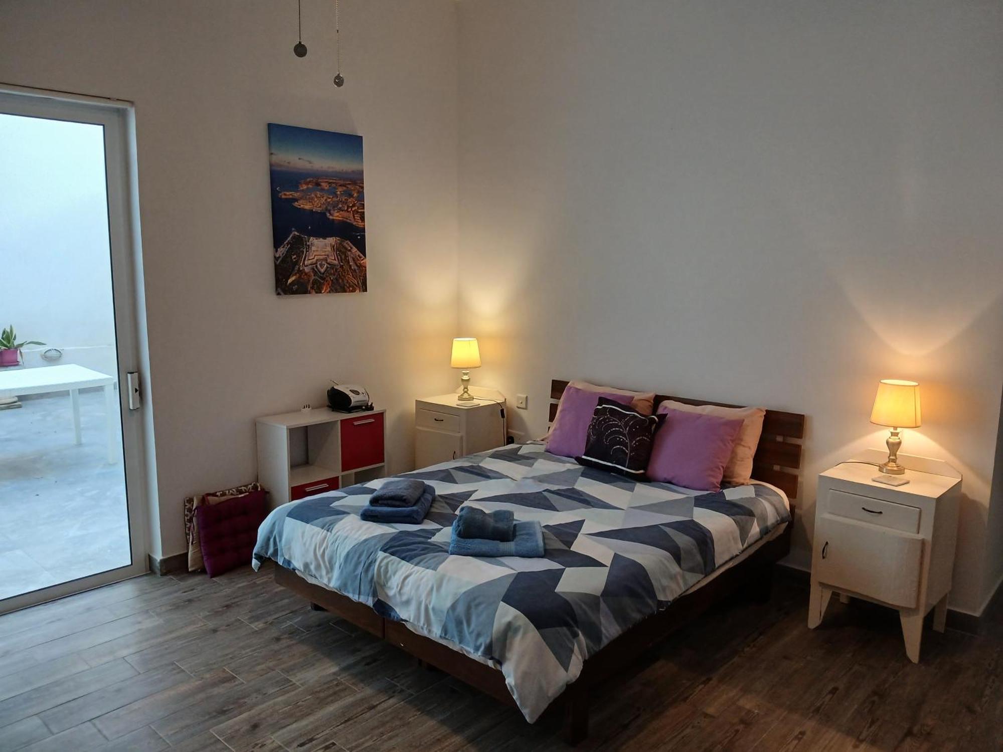 Spacious 3 Bedroom Near The Sea *